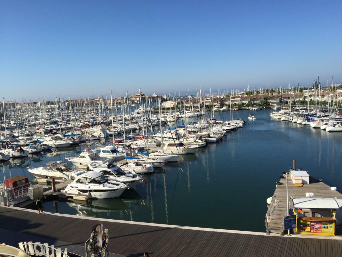 Studio Face Au Port Agde Exterior photo
